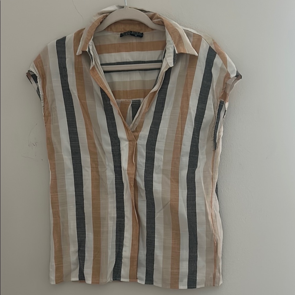 Tan and White Cap Sleeve Fitted Button Down Shirt